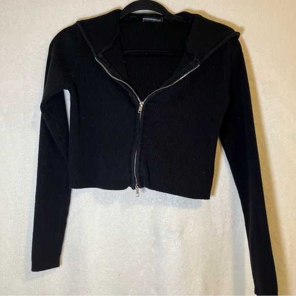 brandy melville Women’s Size S 1/2 Long Sleeve Black sweater - Picture 3 of 5